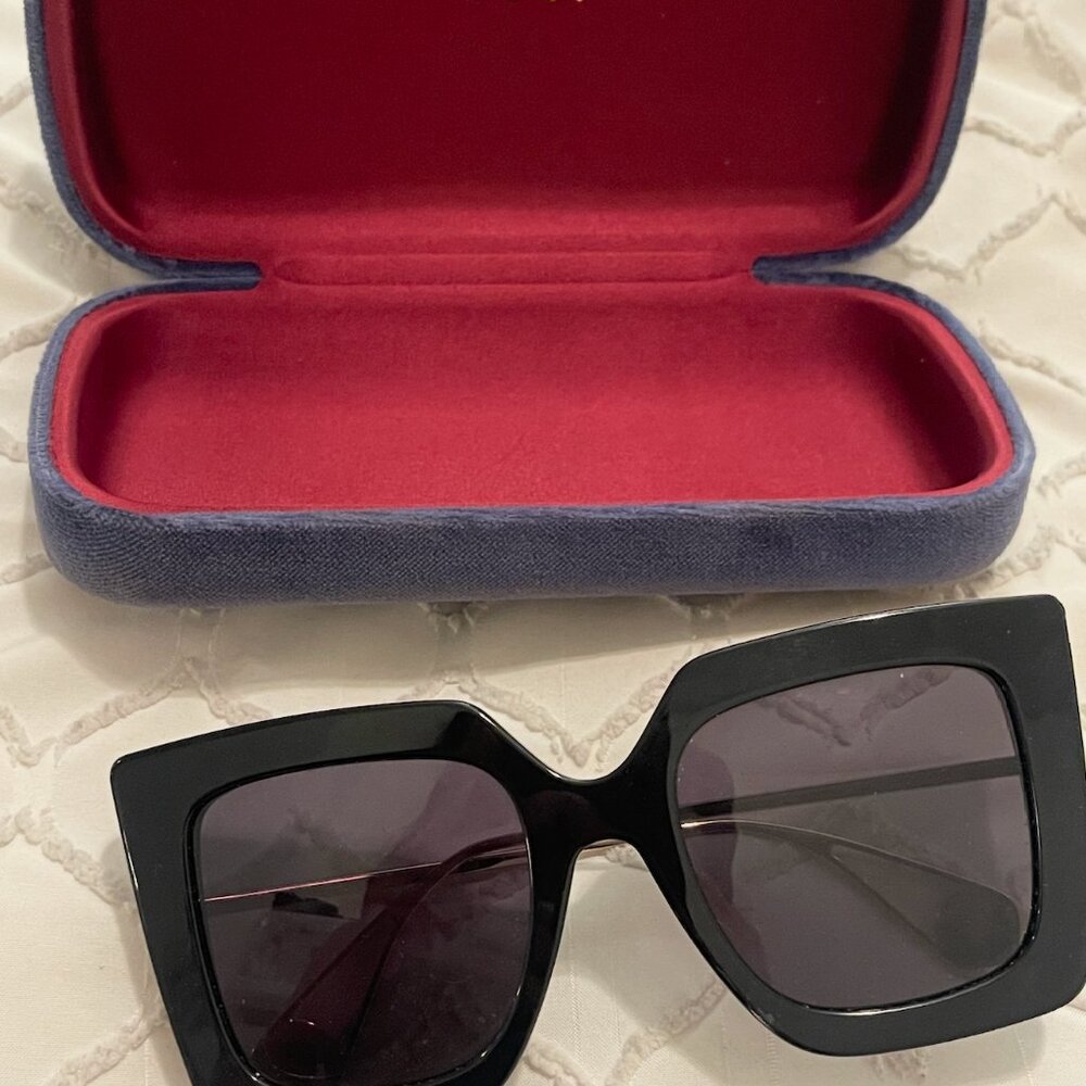Gucci Black Oversized Rectangular Sunglasses - image 2